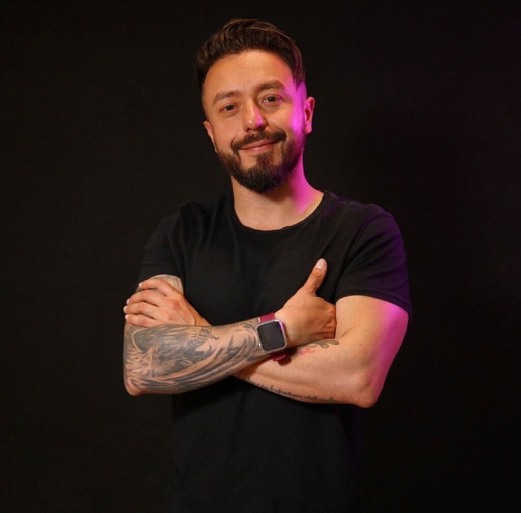 ANDRADI PINZÓN. BOGOTANO