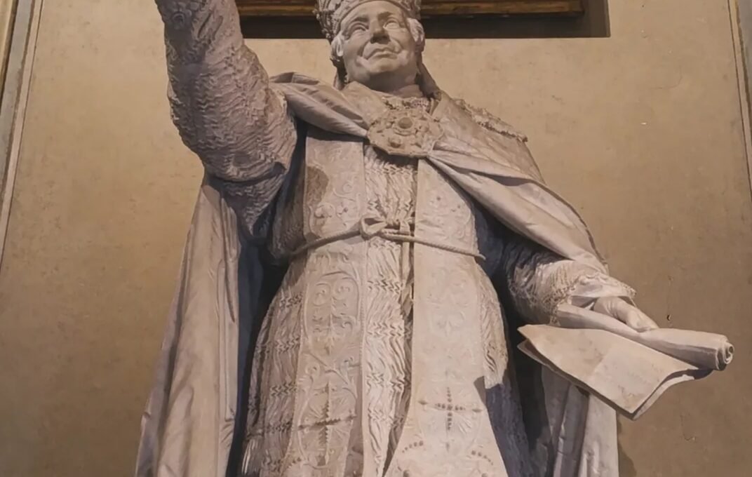 Elegido Supremo Pontífice cuando sólo tenía 54 años. No bien fue elegido Papa, llevó a cabo una serie de reformas en el Estado Vaticano (libertad de prensa, libertad de los judíos, inicio de un ferrocarril, promulgación de los Estatutos), pero cuando en 1848 se rehusó a apoyar la guerra contra Austria, empezó su “persecución”.